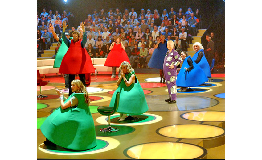 SAT1 TV Format Promi - ärgere Dich nicht! Kostüm und Grossfiguren Herstellung