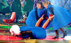 SAT1 TV Format Promi - ärgere Dich nicht! Kostüm und Grossfiguren Herstellung