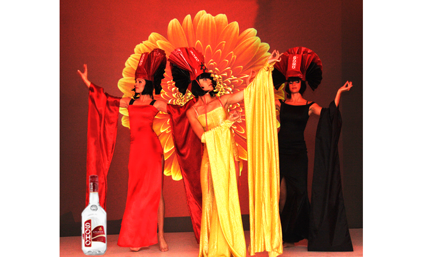 SOHO Produktpräsentation Kostüm Ausstattung Bühne Show Event