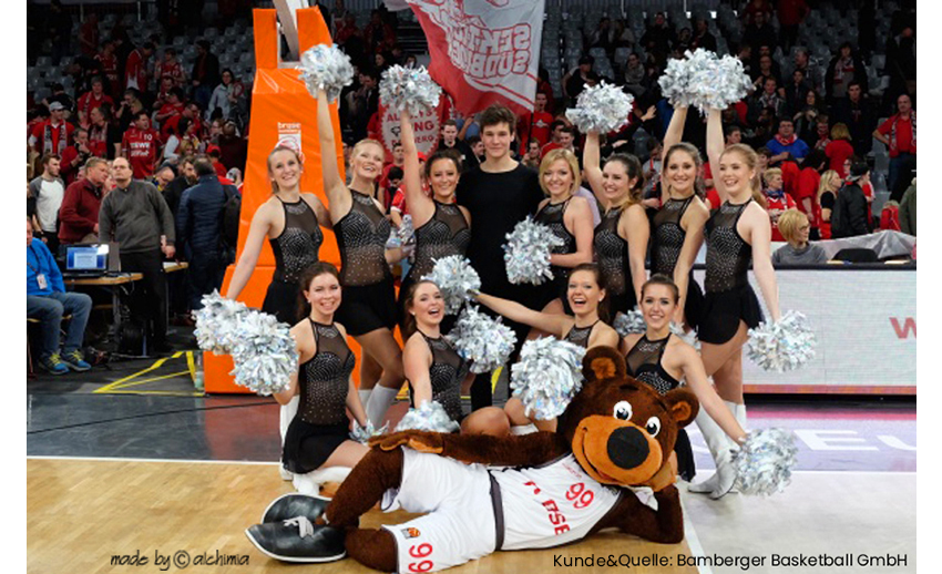 Brose Bamberger Basketball alchimia Produktion und Design Maskottchen Bär Freaky