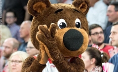 Brose Bamberger Basketball Maskottchen Bär Freaky